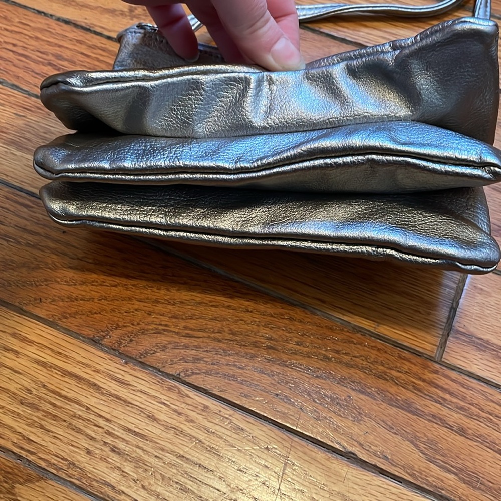 Metallic Silver Crossbody Wristlet Bag - Sleek Women’s Shoulder Purse - Picture 2 of 7